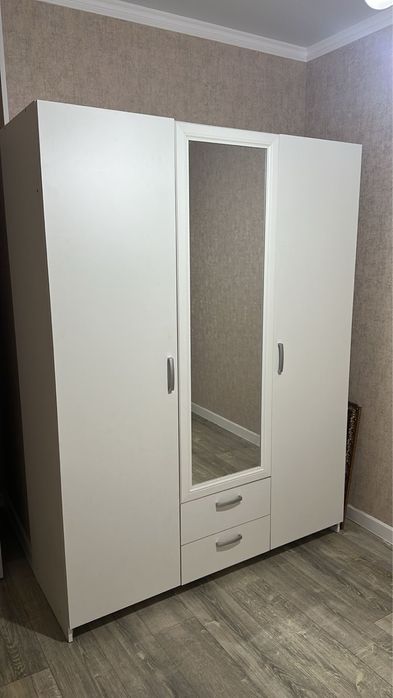 Шкаф ИКЕЯ сатылады