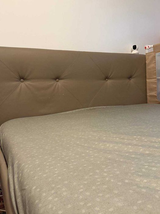 Pat dormitor tapitat 160/200