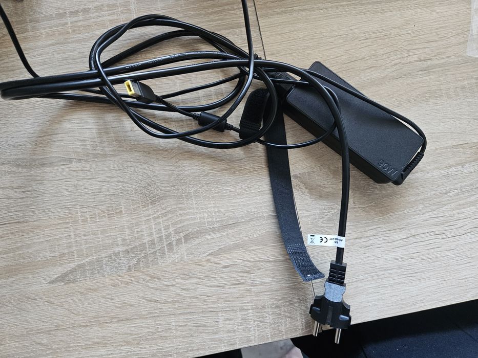 Lenovo ThinkCentre M75q Gen 5 Tiny