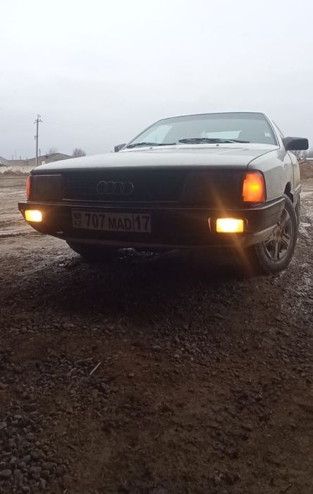 Ауди 100 сатылады