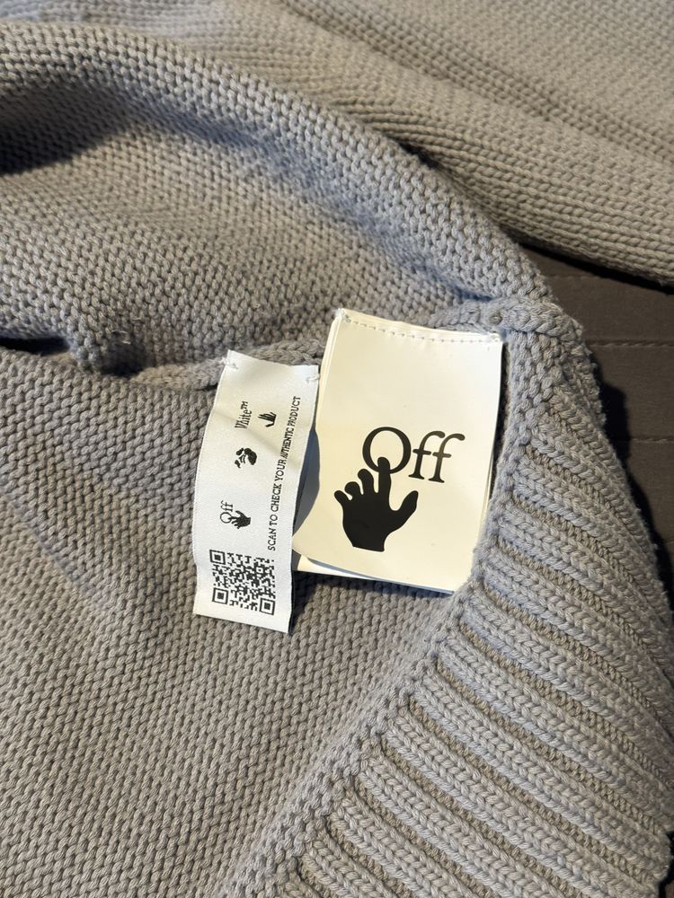 Off-White Pulover