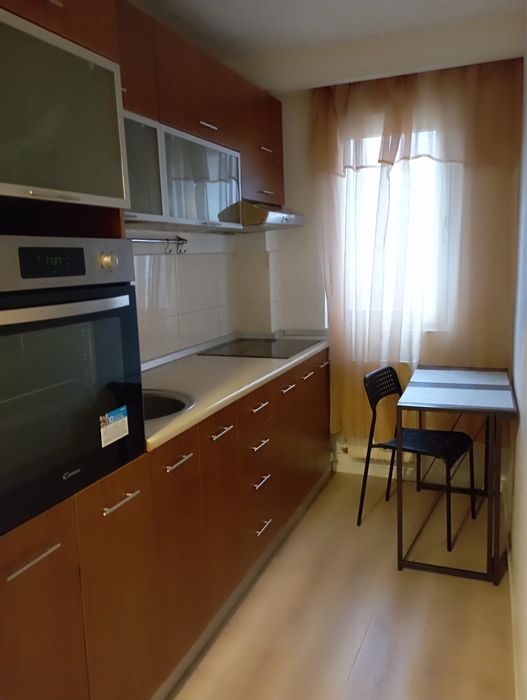 Inchiriere apartament 2 camere, Ploiesti , zona Vest