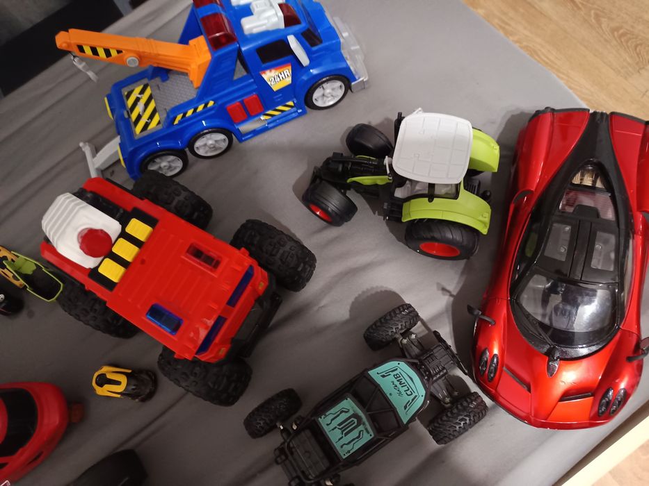 Lot jucarii impecabile