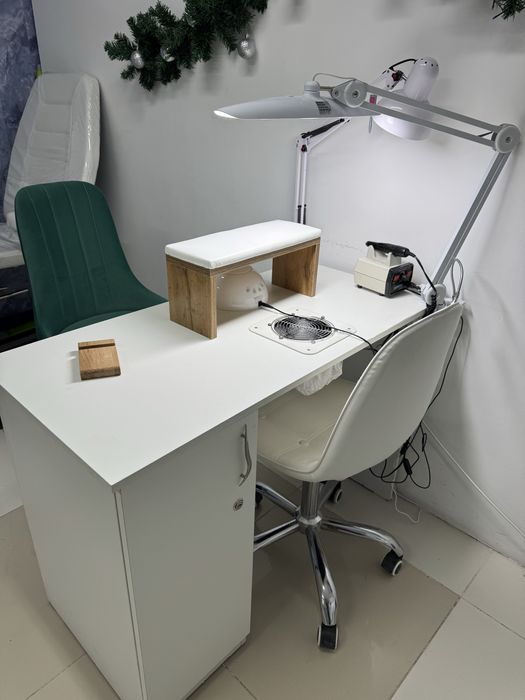 Стол для маникюра