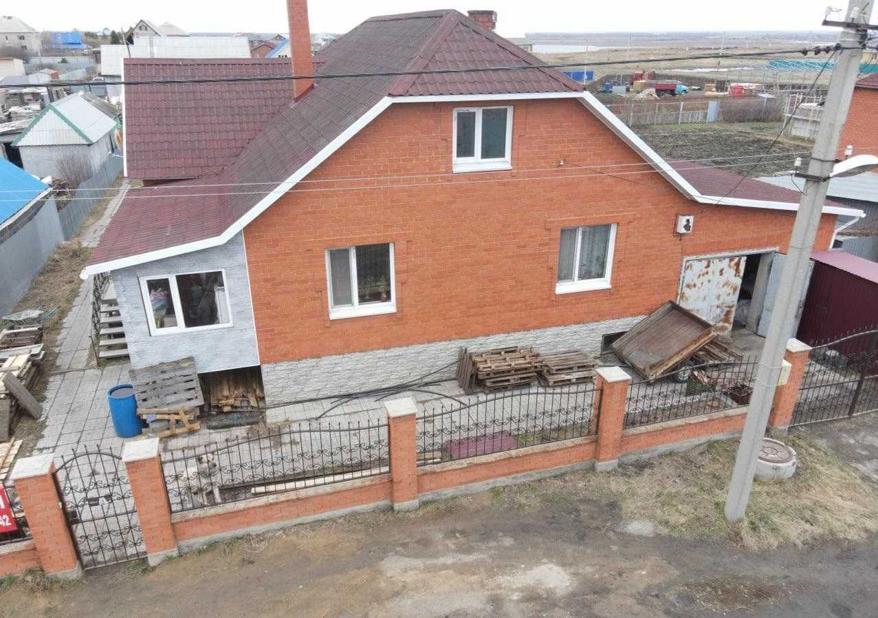 Продаётся отличный коттедж в Солнечной