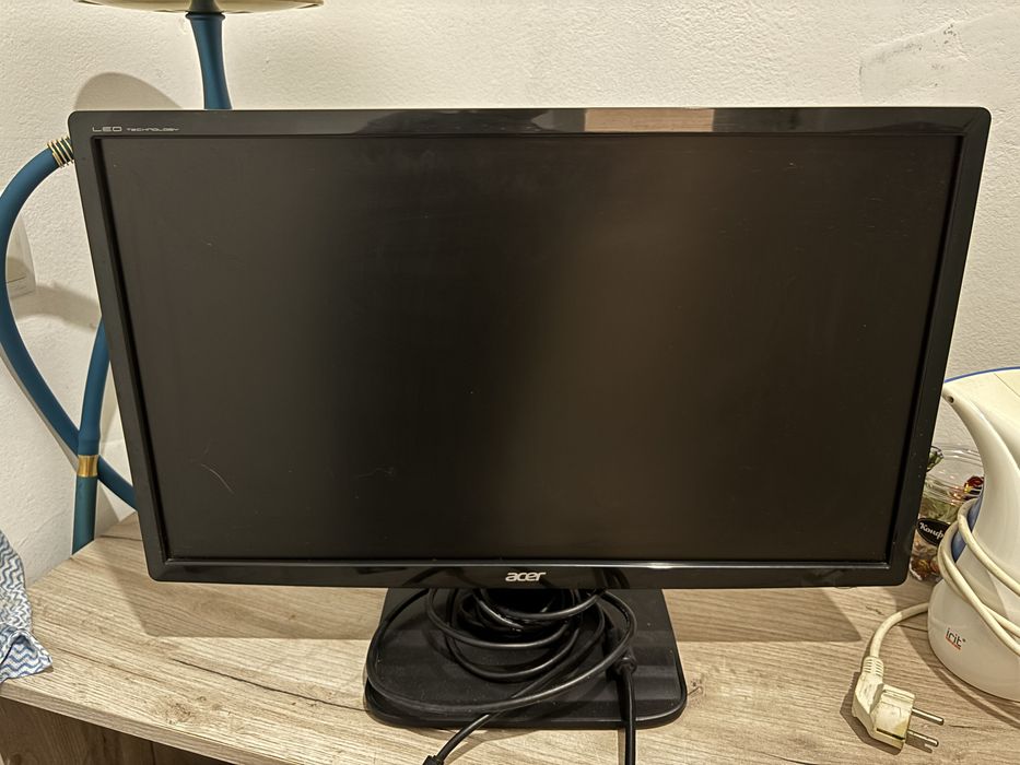 Продам монитор, в рабочем состоянии