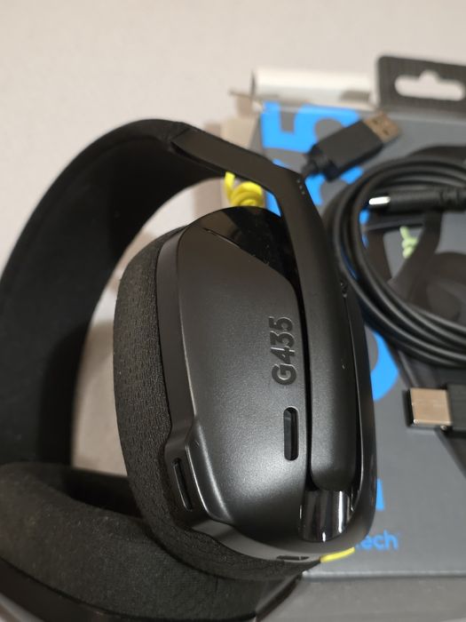 Безжични слушалки Logitech G435