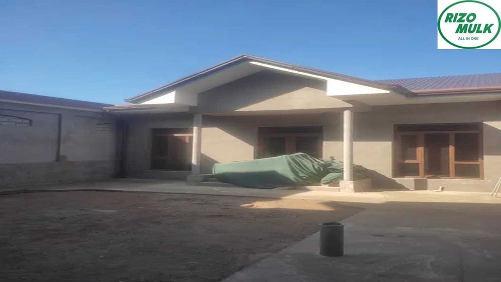 Назарбек Харакатда курилиши тугалланмаган ховли сотилади. NR494/52