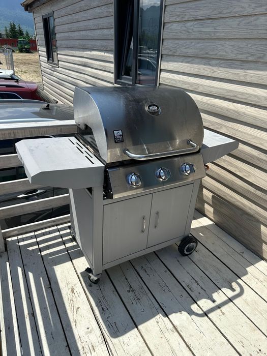 LANDMAN Gratar Pe Gaz cu 3 arzatoare !