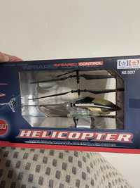 drona in forma de elicopter