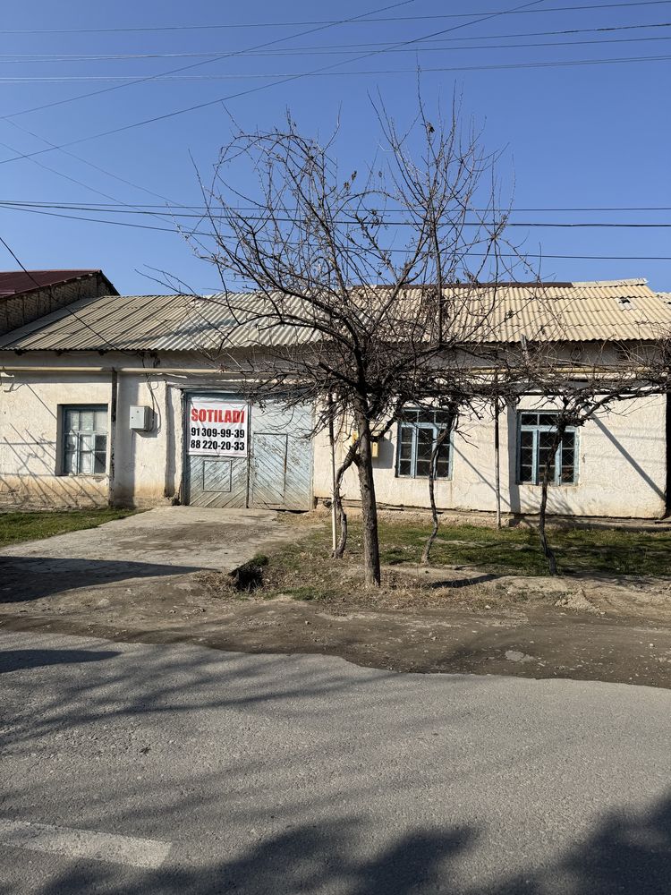 Yaxshi xolatdagi hovli sotiladi