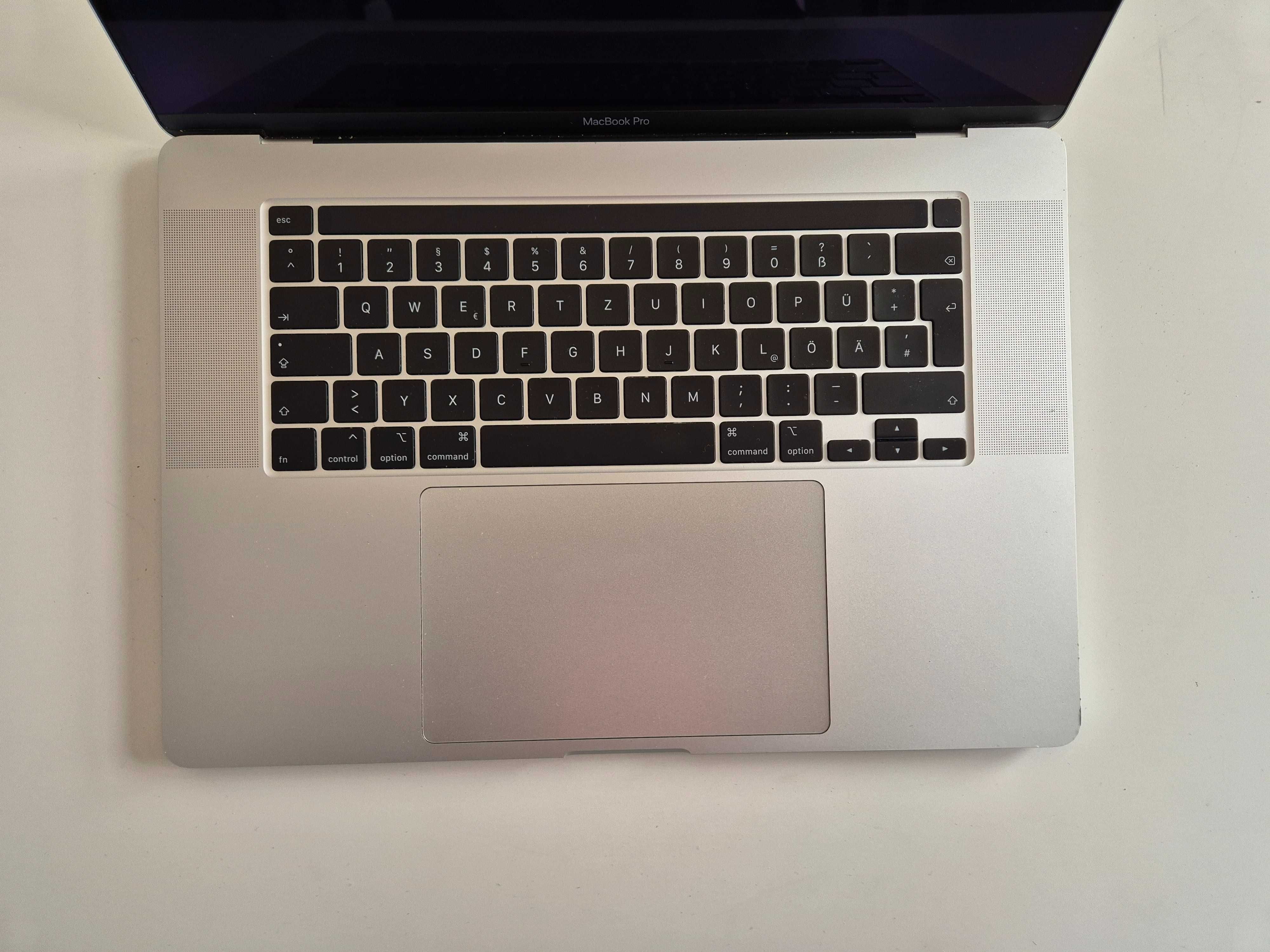 MacBook Pro (16" 2019) Core i9 32GB 1TB SSD Pret cu Factura si TVA