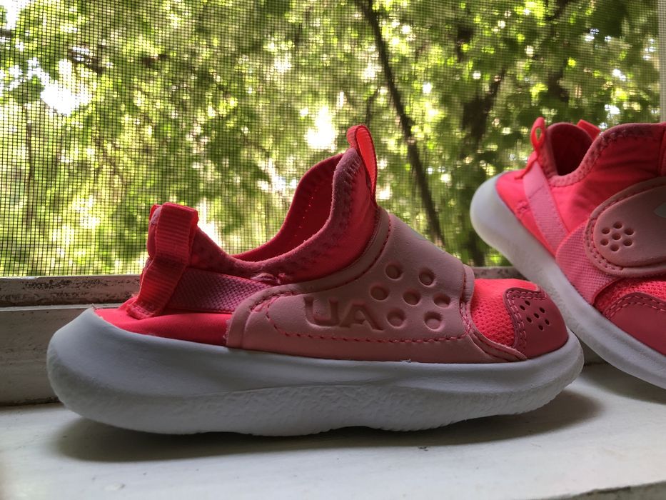 Adidași under armour 23,5 original