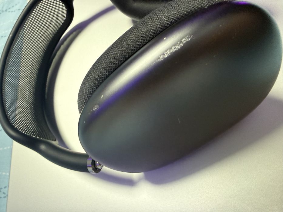 AirPods Max Midnight (Оригинални) с козметични забележки