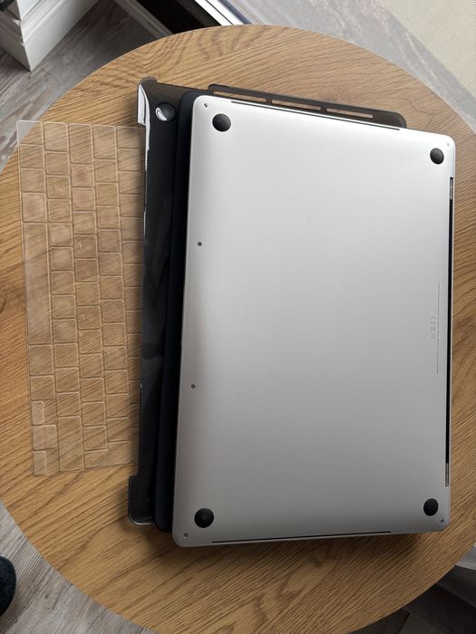 MacBook Pro 16” (2019) apple/ I7 -2.6ghz/ 16gb DDR4