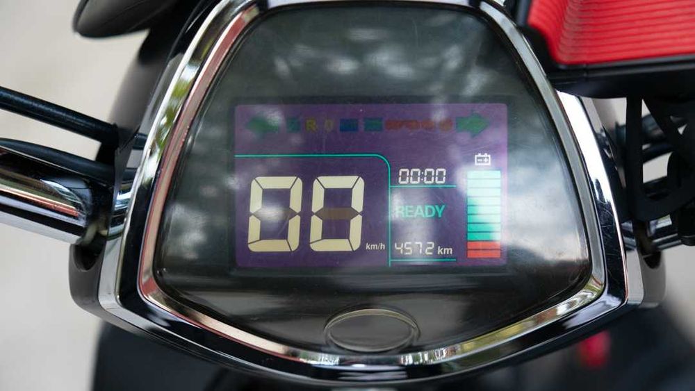 Scuter electric ZTECH ZT-25 permis B