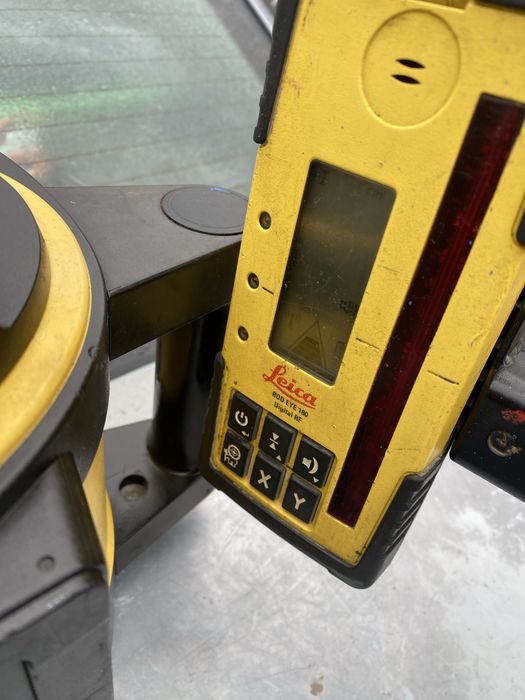 Nivela laser LEICA Rugby 840