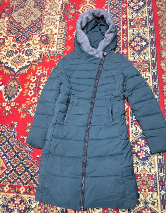 Продам зимний пуховик