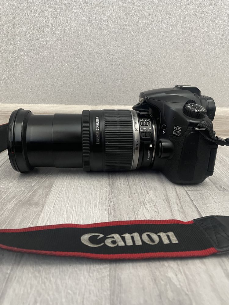 Продам фотоаппарат Canon 60D