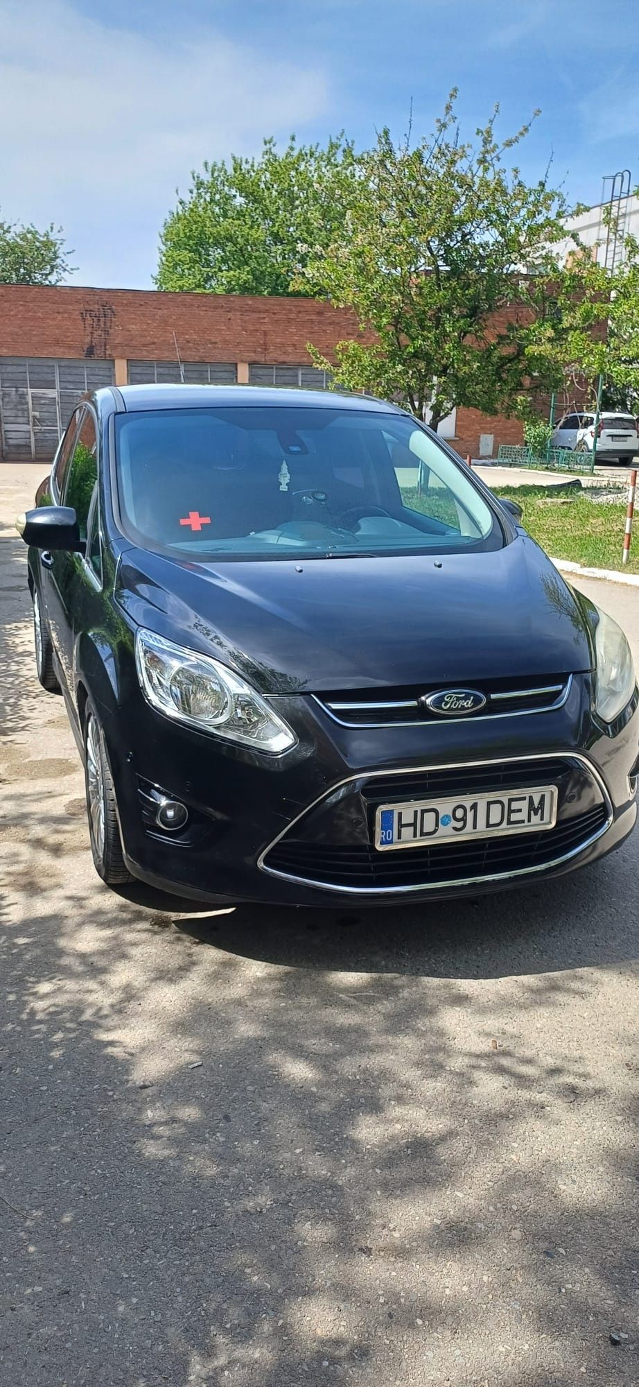 Vând Ford C Max 2011