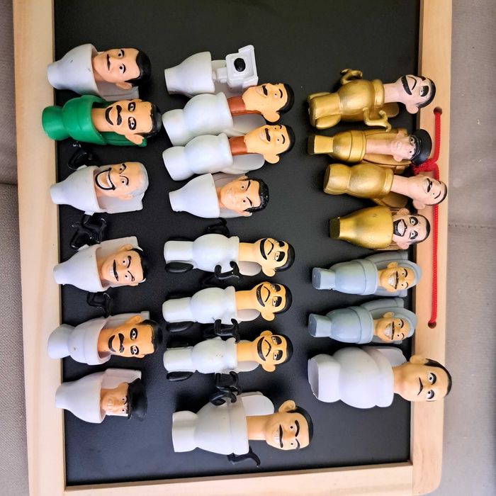 Skibidi toilet пластмасови играчки