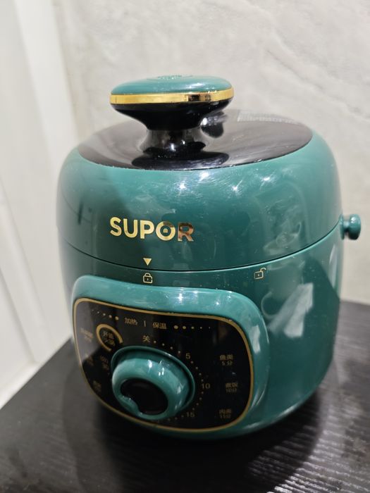 Мултикукър под налягане