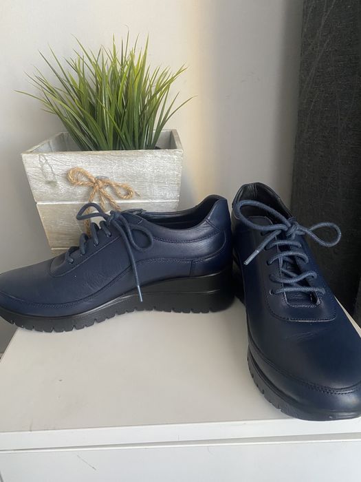 Естествена кожа обувки