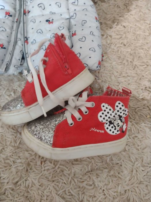 Обувки и маратонки с Мини Minnie mouse