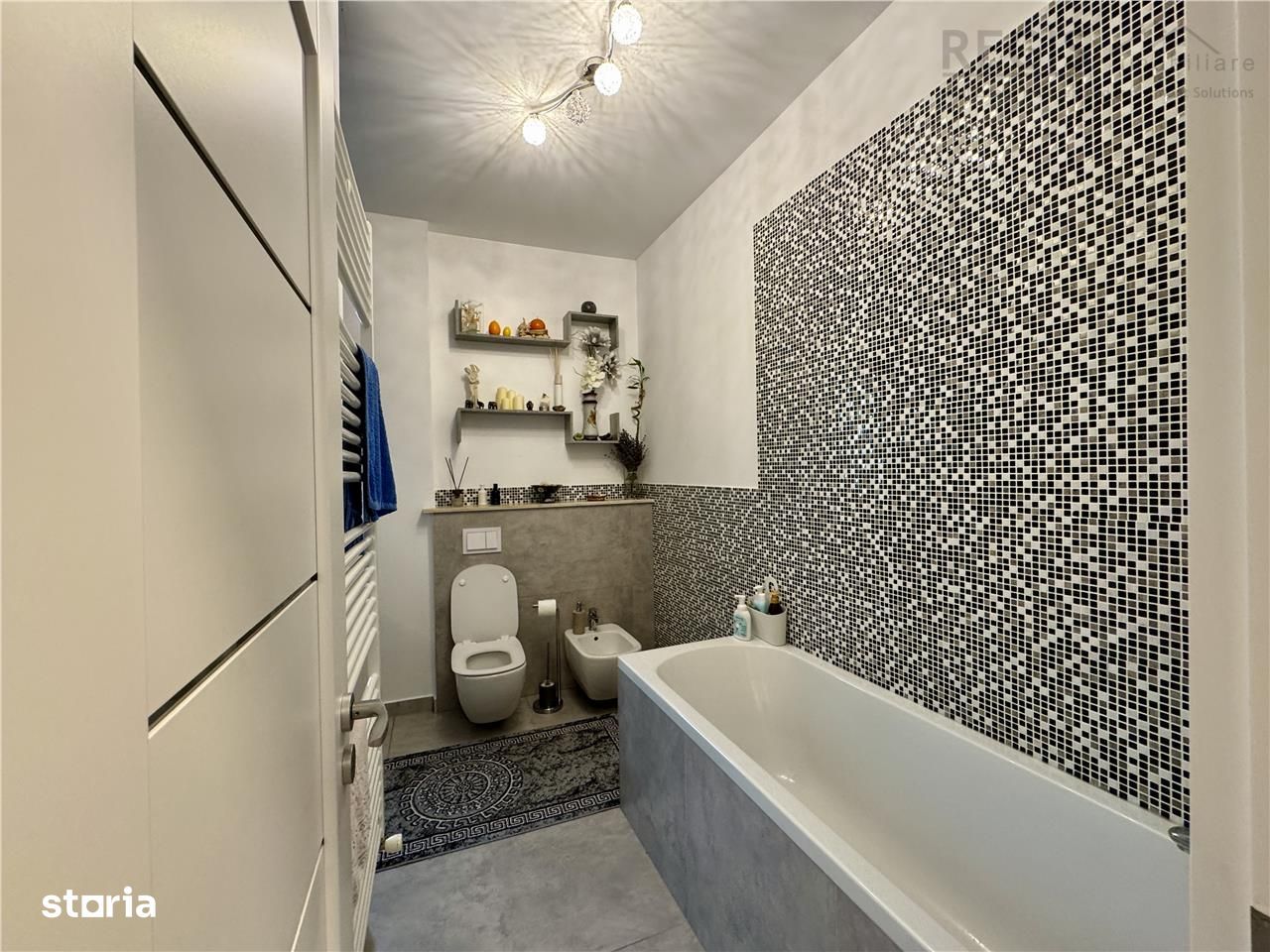 Casa moderna, individuala, cu finisaje premium