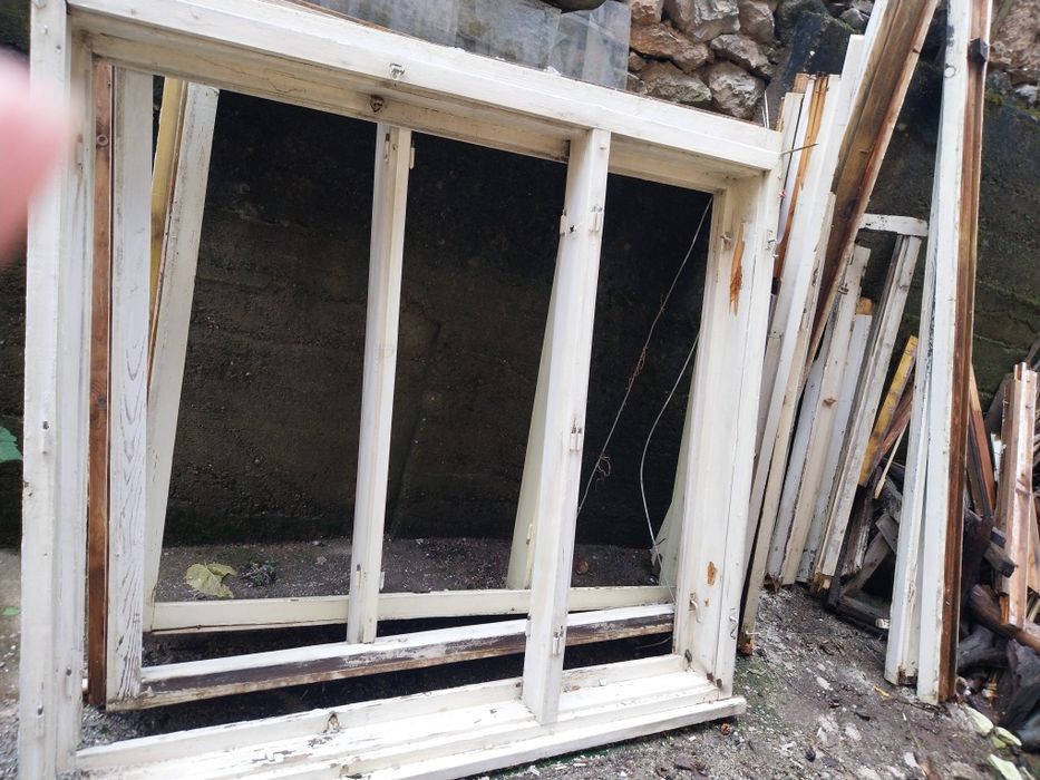 Стара здрава дограма,черчевете сьс стькла