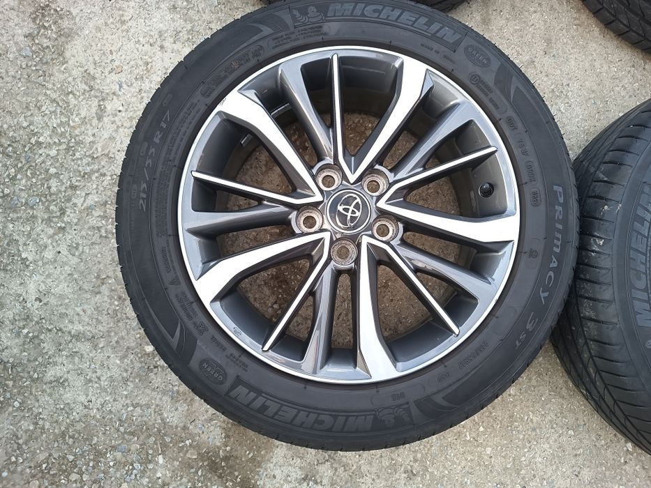 Тойота 17 цола, Toyota