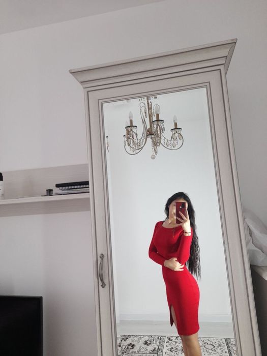 Красное платье 42 размер