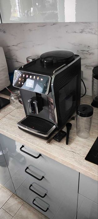 Продава кафеавтомат GranAroma SM6582/10