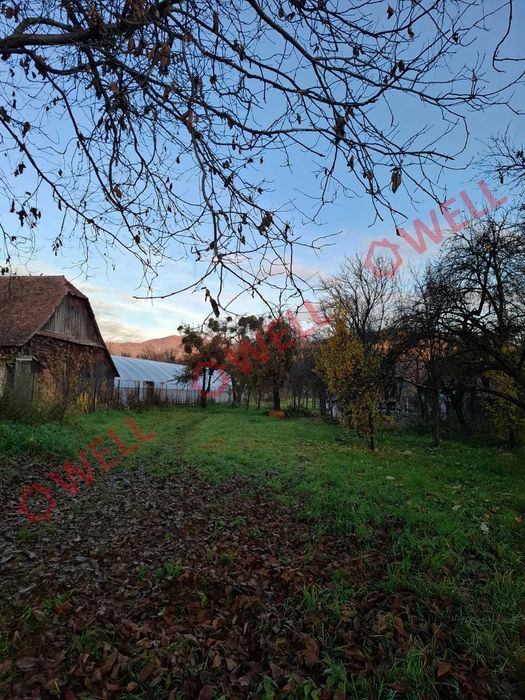 De vânzare jumătate de duplex în Sărățeni, pe strada Király!