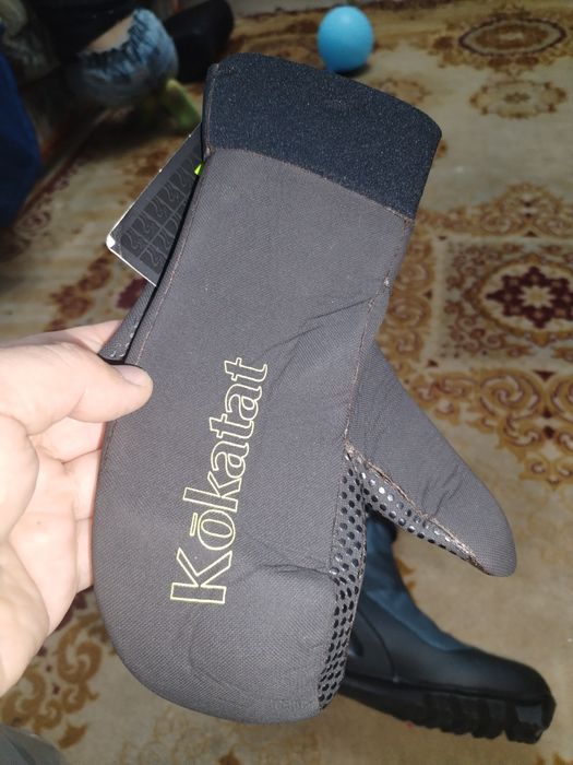 Manusi pt munte si sporturi de iarna