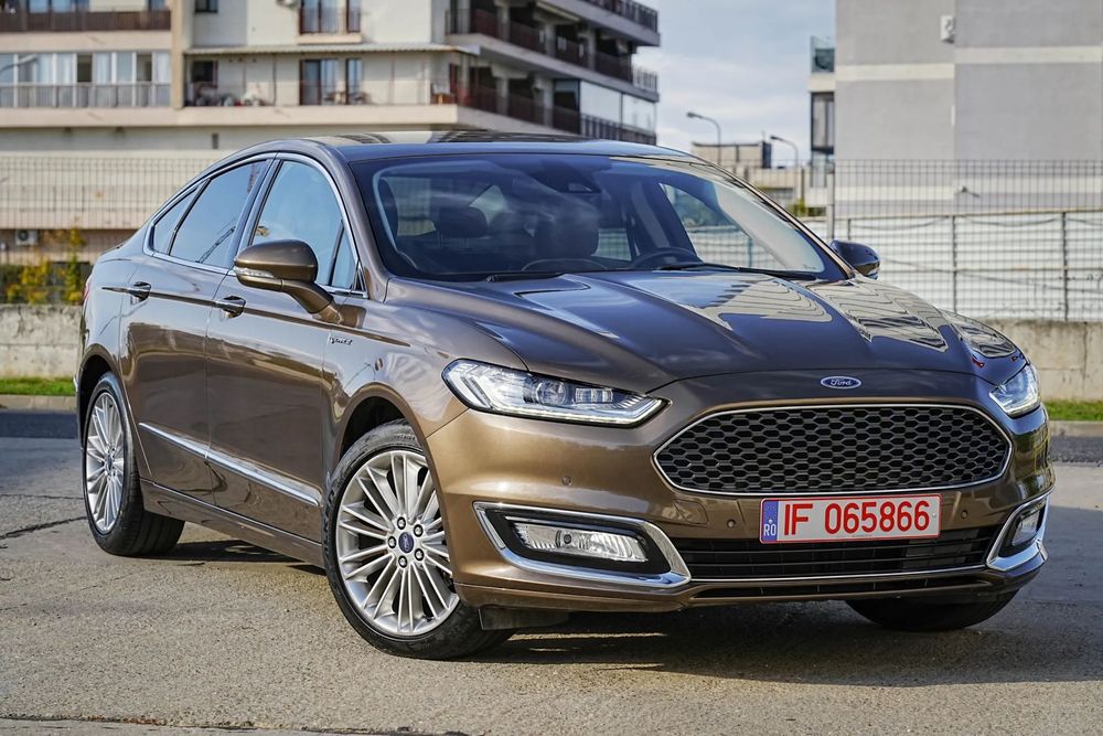 Ford Mondeo Mondeo VIGNALE- Hybrid- Consum f mic-Varf de Gama-Doar 104.000 KM !