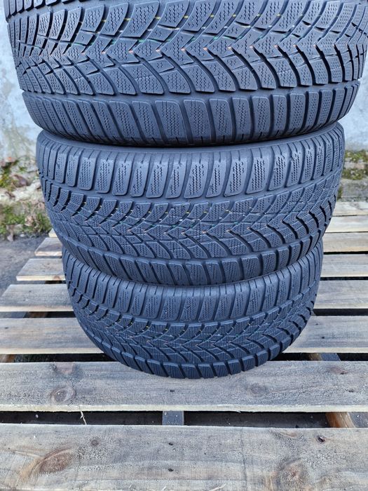 4anvelope iarna 225 45 17 Dunlop