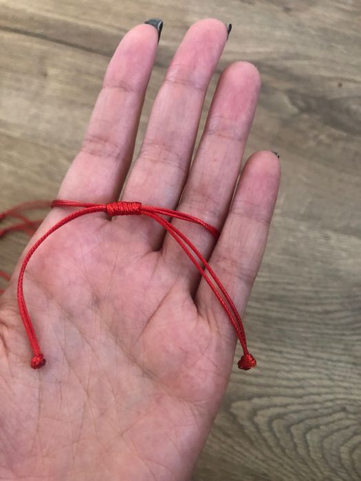 Три ръчнонаправени гривни с лотос