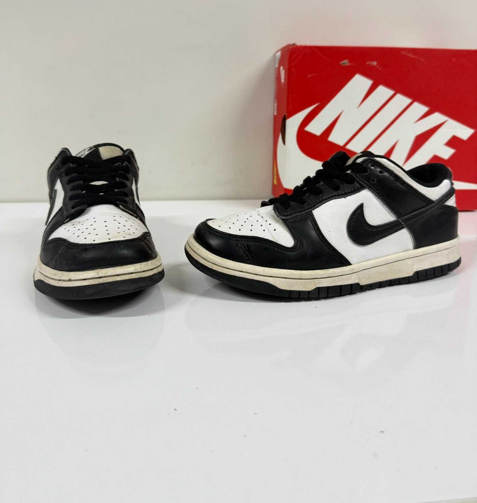 Nike Dunk Low Black White