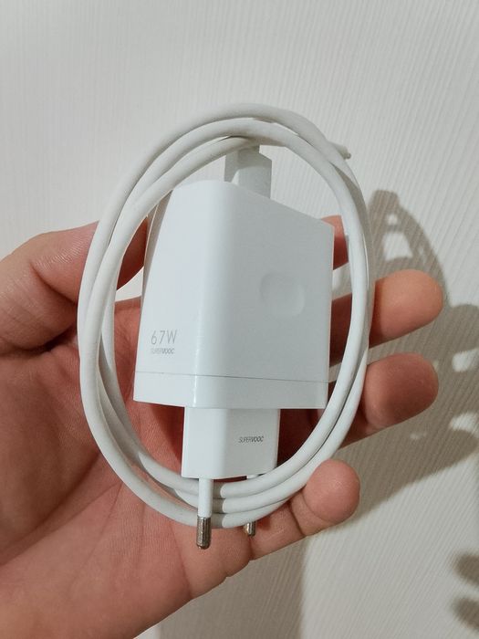 Продам быструю зарядку supervooc 67 от Oppo