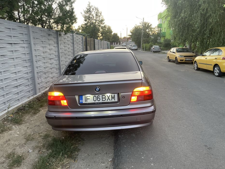 Vand BMW E39 cu acte in regula la zi