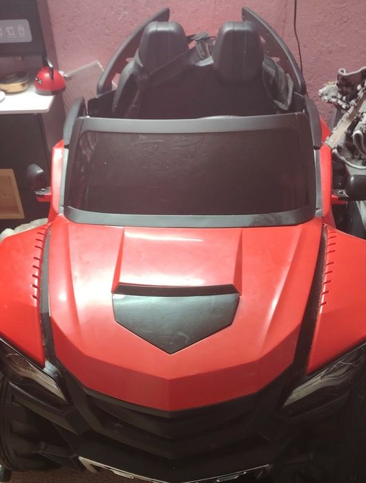 Mașini electrice pentru copi