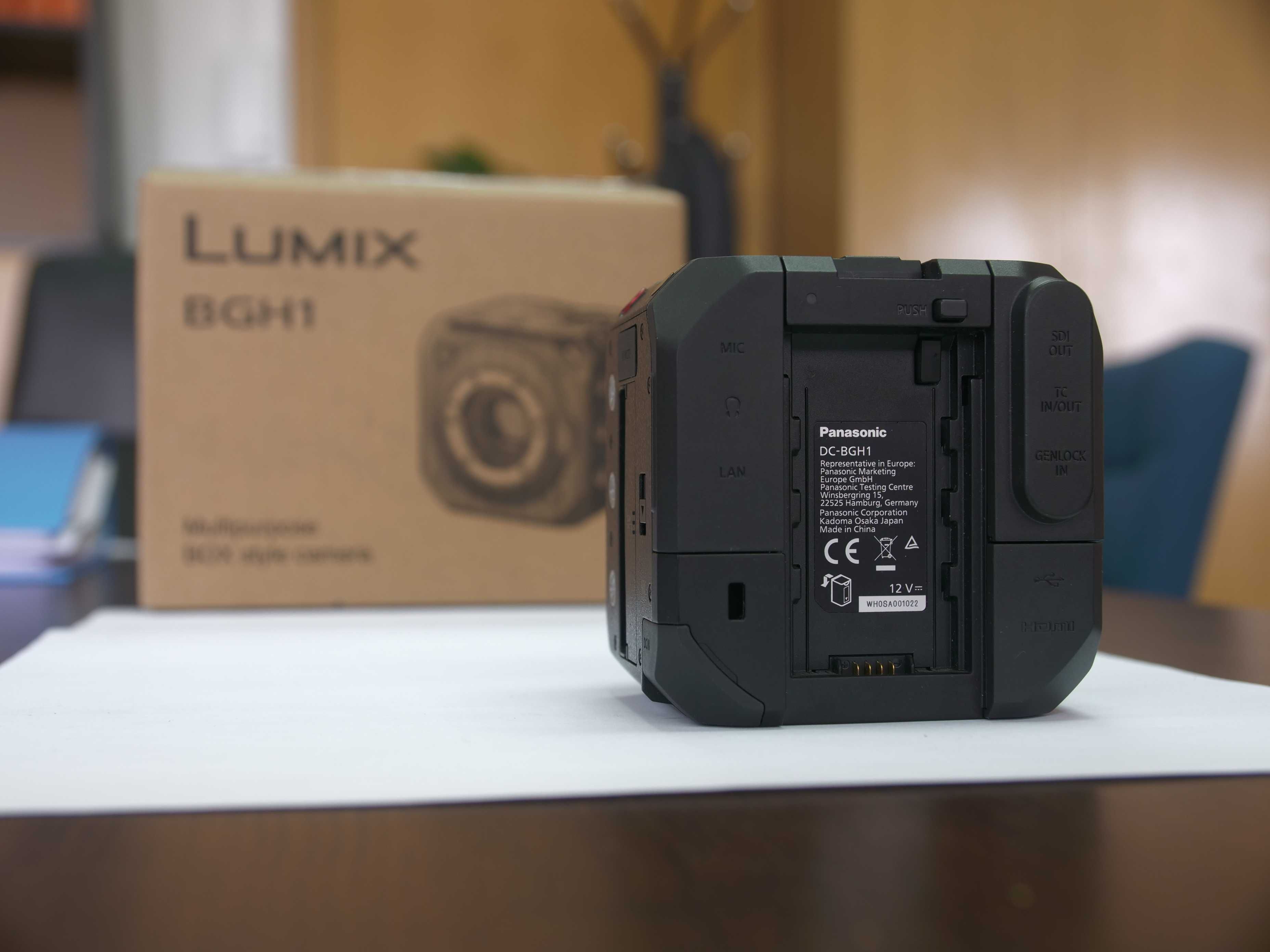 Кинокамера Panasonic Lumix DC-BGH1