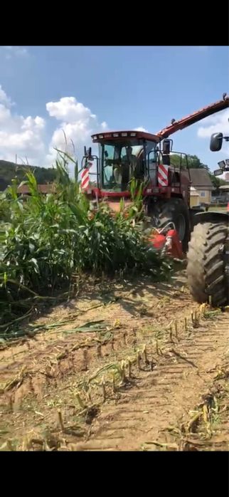 Case CHX 420 & CHX 520 3 combine de siloz, 2004, cap de iarba optional