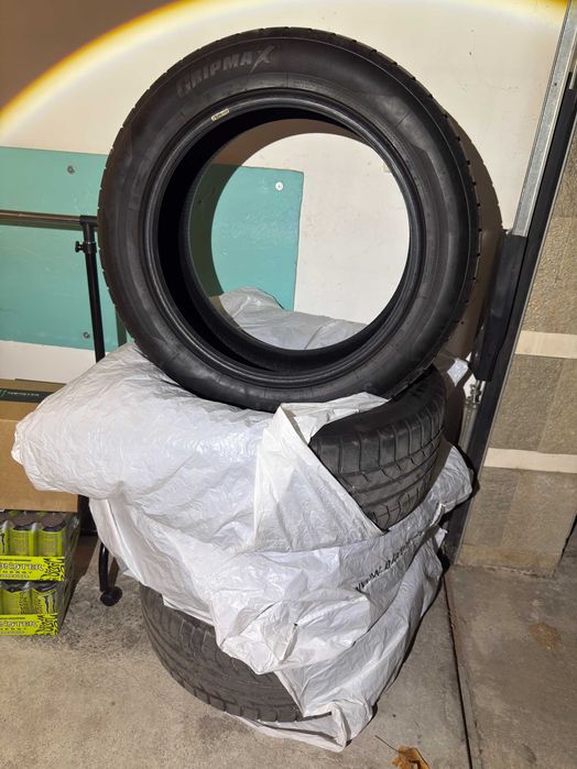 Gripmax Stature H/T XL 265/50/20 летни