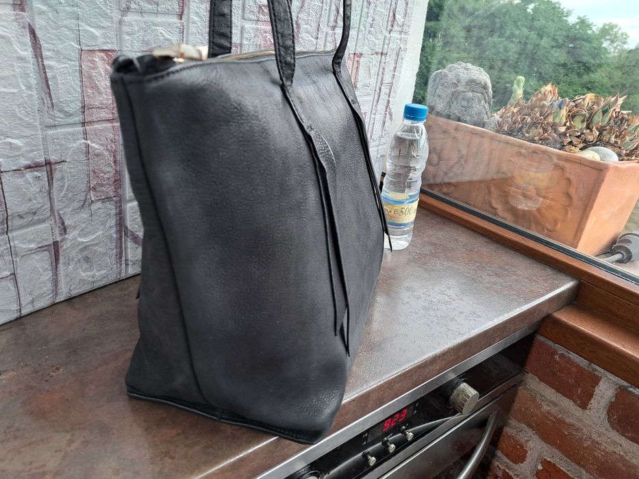 дамска чанта,Coccinelle,черна кожена торба-естествена кожа