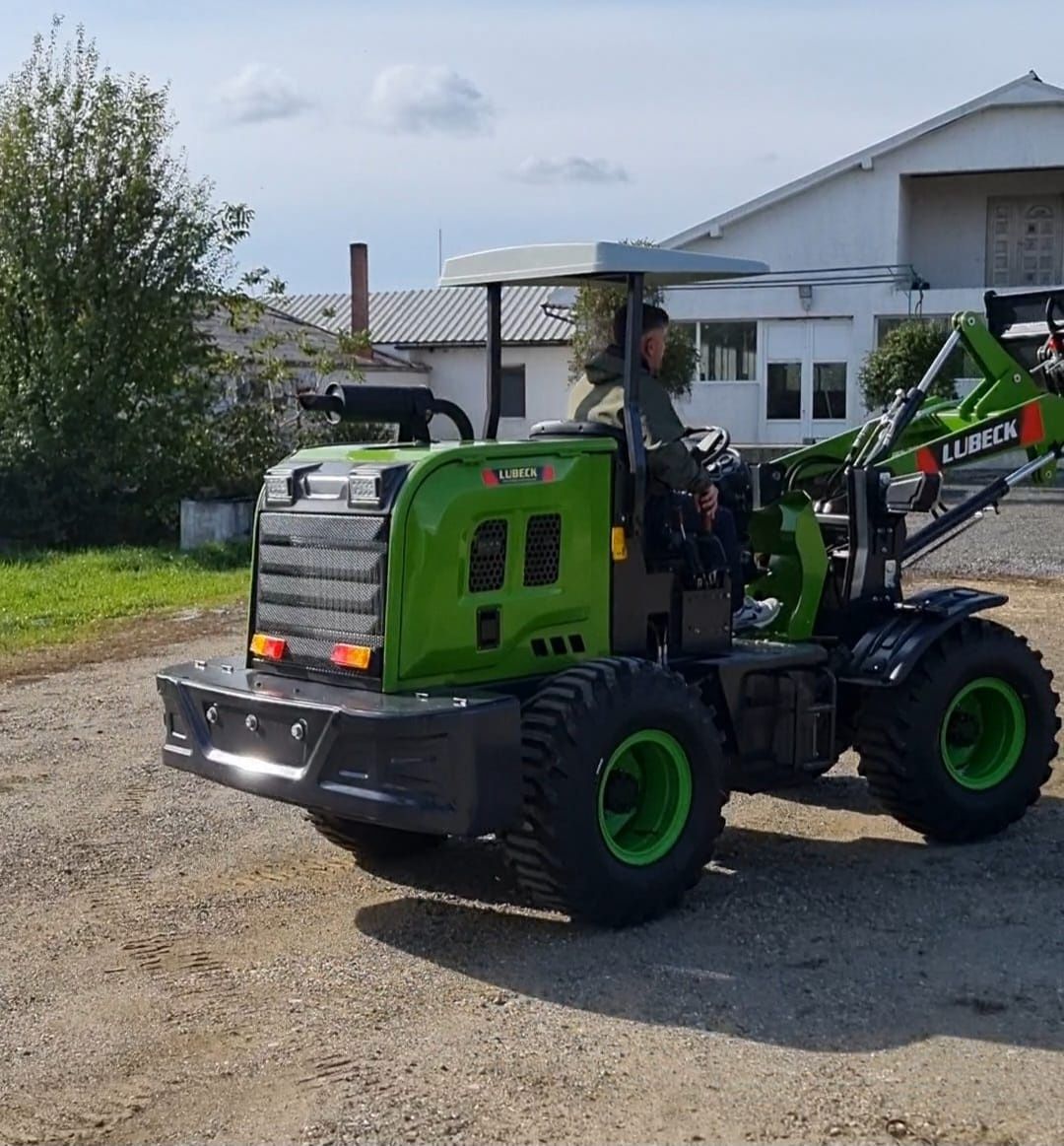 Vola 4x4  Incarcator Frontal Lubeck FR 121  Nou Garantie 2 ani