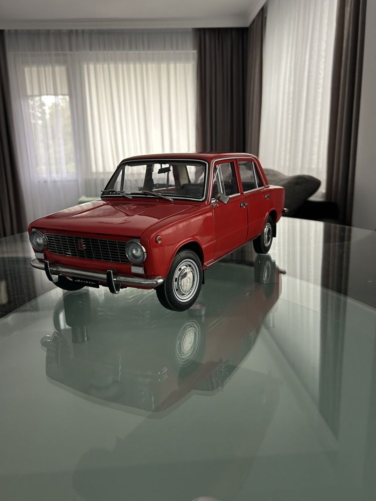 Жигули Ваз 2101 макет 1:8