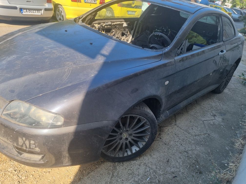 Alfa Romeo GT 1.9 JTD. На части