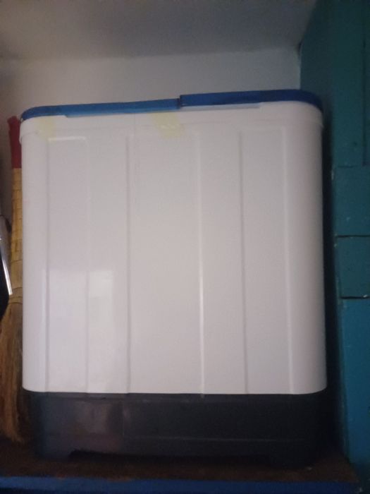 Продам стиральную машину